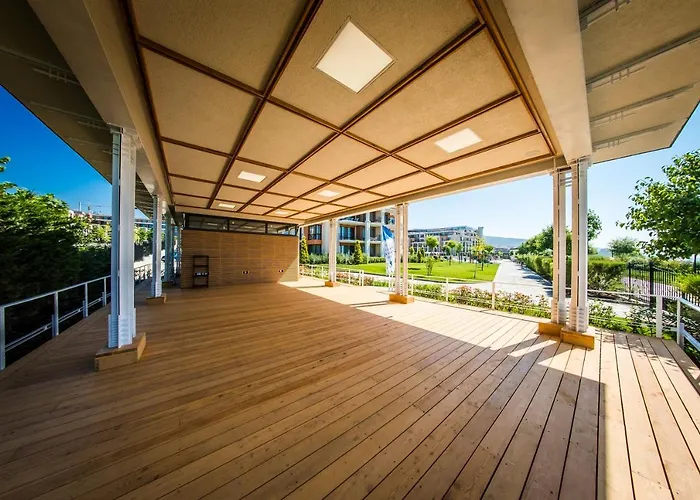 Курортный комплекс Premier