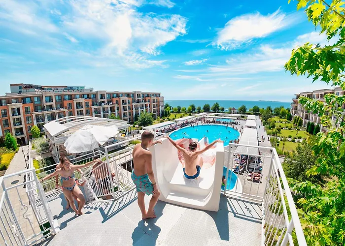 Resort Premier Fort Beach Hotel